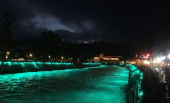 Dujiangyan woju Inn