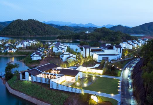 AHN LAN 치엔다오후