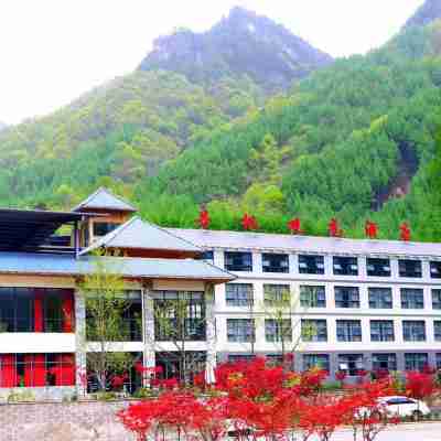 米倉山丹楓觀光酒店 Hotel Exterior