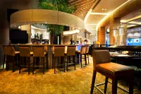 Harbour Plaza Metropolis - Bares