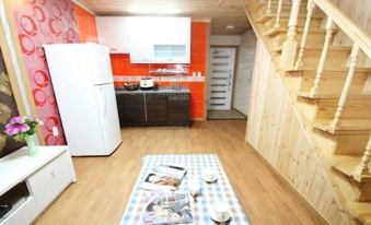 Camelia Chodo Pension Yeosu