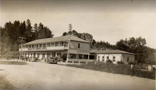 Te Puia Hot Springs Hotel - ที่มีที่จอดรถ