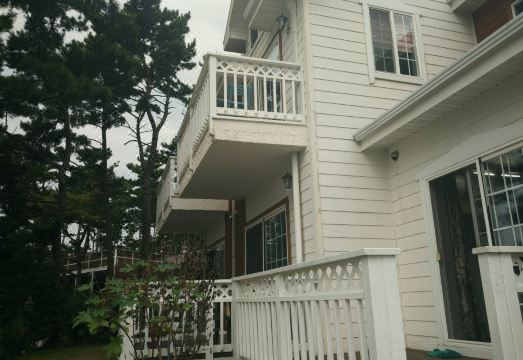 바다와하얀등대 야경