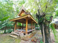 西雙版納沙拉苑客棧 西雙版納傣族園-亭子附近的飯店