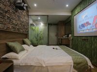 荣县爱情海商务酒店 - 特惠主题大床房