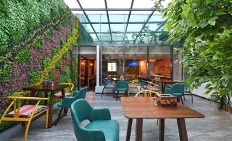 Mehood Hotel (Xi'an Gaoxin Zhongda International Keji Road Subway Station)