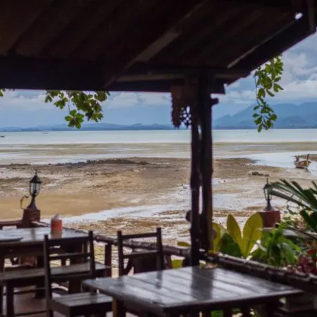 Koh Mook Garden Beach Resort