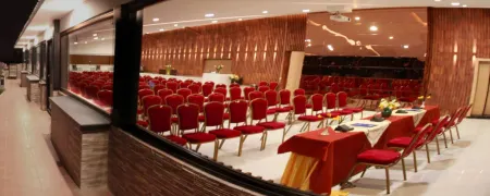Sheikh Bahaei Hotel