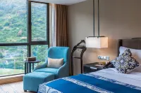 Gloria Grand Hotel Jishou Hotels near Dehang Canyon