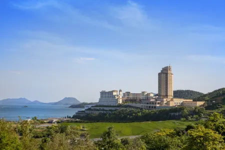 The Ocean Hotel & Resort Отели в г. Йосу