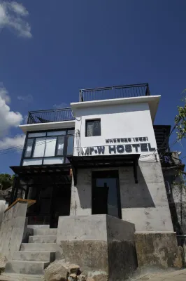 Mr .w Youth Hostel (Old Town)