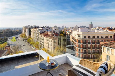 H10 Puerta de Alcalá