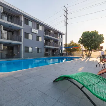 Batavia Apartments