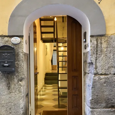 A Casa del Principe LT Отели рядом с достопримечательностью «Церковь Сан-Грегорио-Армено»