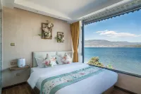 Qihai Tingfeng Inn (Lugu Lake Tingyuange)