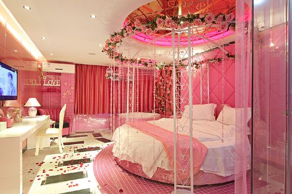 万爱情侣主题酒店(广州从化店)