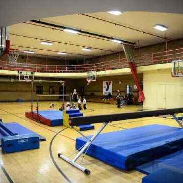 West Side YMCA Отели рядом с достопримечательностью «Зоопарк Центрального парка»