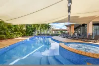 Mantra on the Esplanade Darwin