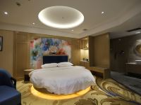 西宁尚东国际酒店 - 豪华情侣圆床房