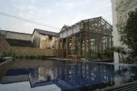 Sansheng Yizhai Hostel