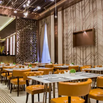 Yitel Premium (Shanghai people's Square Nanjing Road Pedestrian Street)