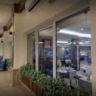 Parsian Evin Hotel Fitness & Recreational Facilities