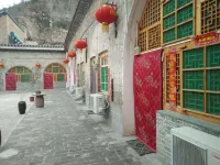 Linxian Dongfanghong Inn