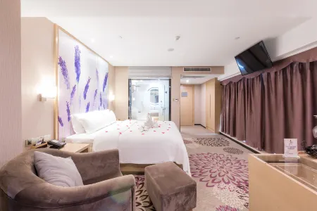 Lavande Hotel (Heyuan Wanlongcheng) Отели рядом с достопримечательностью «Wutong Mountain Park»