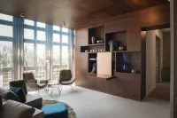 EMA House Hotel Suites