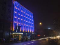 马迭尔娇龙商务宾馆(哈尔滨中央大街店) - 酒店外部