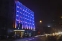 Bihai Jiaolong Business Hotel (Harbin Central Avenue Sophia Church)