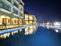 北華園觀海酒店（北戴河鴿子窩碧螺塔店） 鄰近北戴河碧螺塔海上酒吧公園的酒店