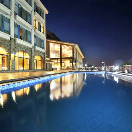 Beidaihe Bei Hua Yuan Sea View Hotel (Beidaihe Biluo Tower)