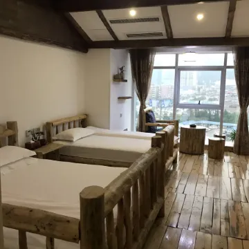 Jinyuanshan Meisu Hotel (Zhangjiajie Tianmenshan National Forest Park) Отели рядом с достопримечательностью «Гора Тяньмэнь»