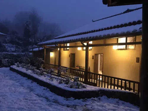 Fusheng Banri Hostel - Kitchens