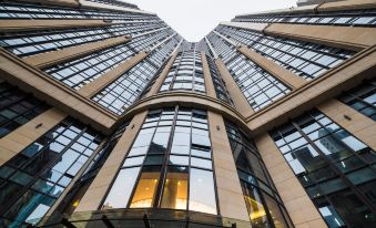 PENGCHENG APARTMENT