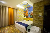 Lingxiu Theme Hotel (Ma'anshan East Station Olympic Sports Center Branch)