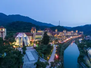 Jinglvlun Culture Tourist Town Hotel