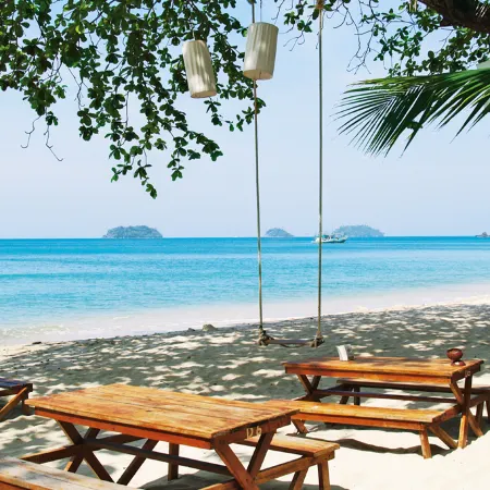 Siam Beach Resort Отели рядом с достопримечательностью «Шесть Кай- Бэй»