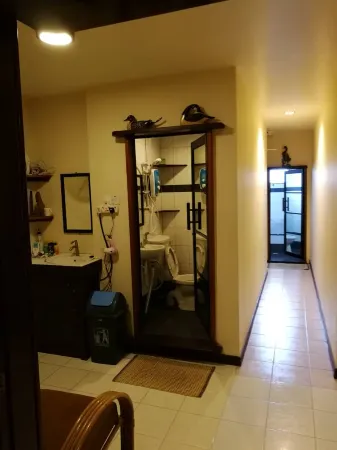 BarraCuda Den (previously known as Jono's Place)