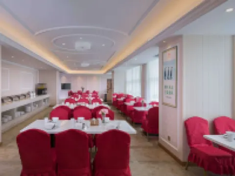 Vienna Hotel (Huizhou Boluo High Speed Rail Central Bus Station Hotel) Hotels in Boluo