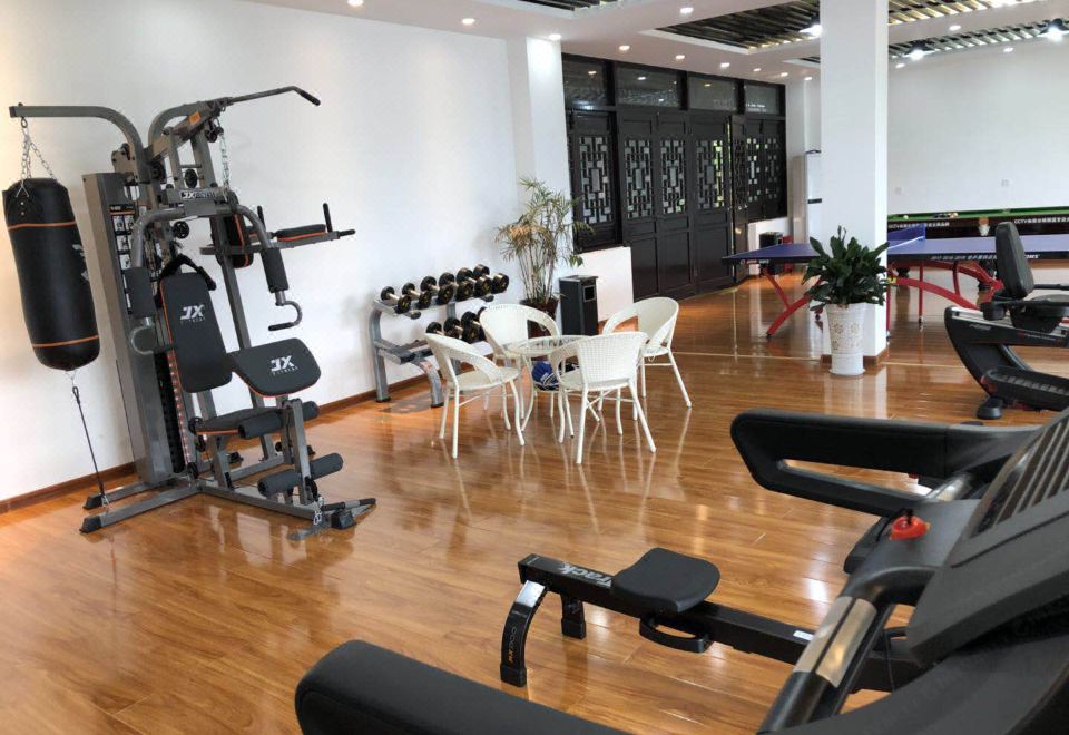 2. 칭서 부티크 호..