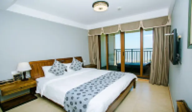 self-cooking seaview apartment