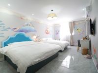 上海迪森宁主题乐园酒店公寓 - 海底世界亲子家庭房