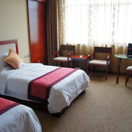 Weiyuan River International Hotel