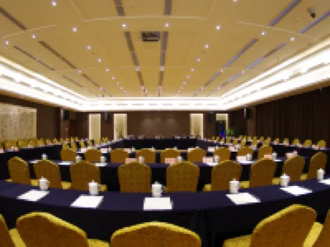 Lancui Lake Tian Mu Hot Spring Resort Hoteles en Condado de Linqu