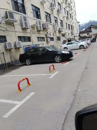 Yijia Huafu Hotel Отели рядом с достопримечательностью «Qimen East Street Ancient City»