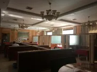 Ruoqiang holiday inn