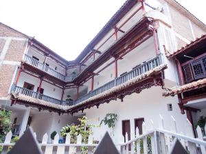 Puzhehei Qingshui Lianyi Boutique Inn