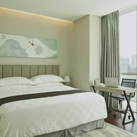 Fraser Residence Menteng Jakarta Отели рядом с достопримечательностью «Железнодорожный вокзал Гамбир»